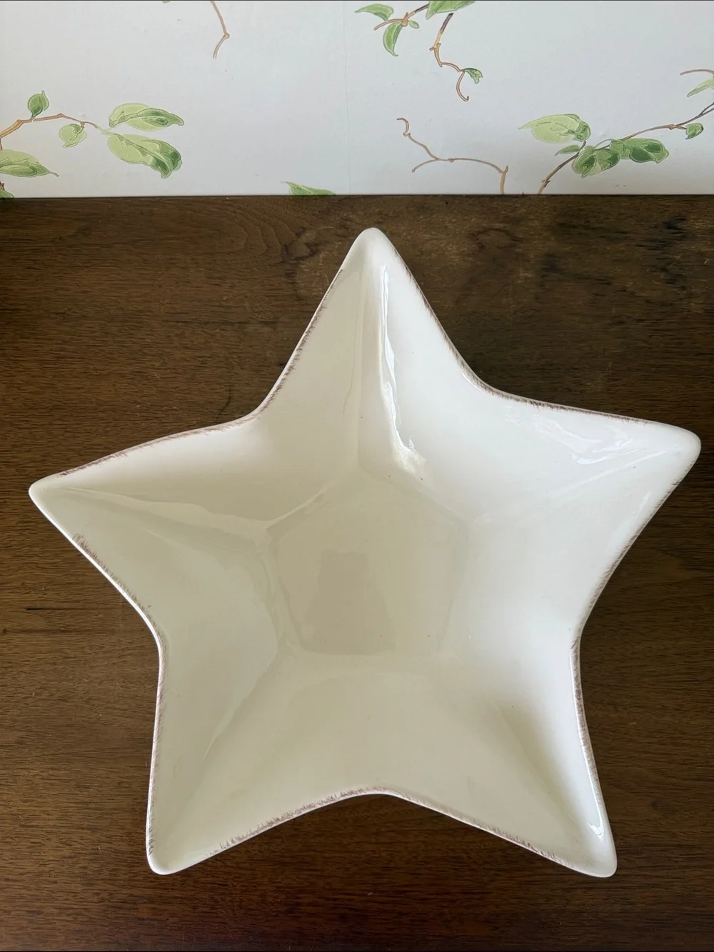 Pottery Barn Ceramic Star Serving Bowl - 9”